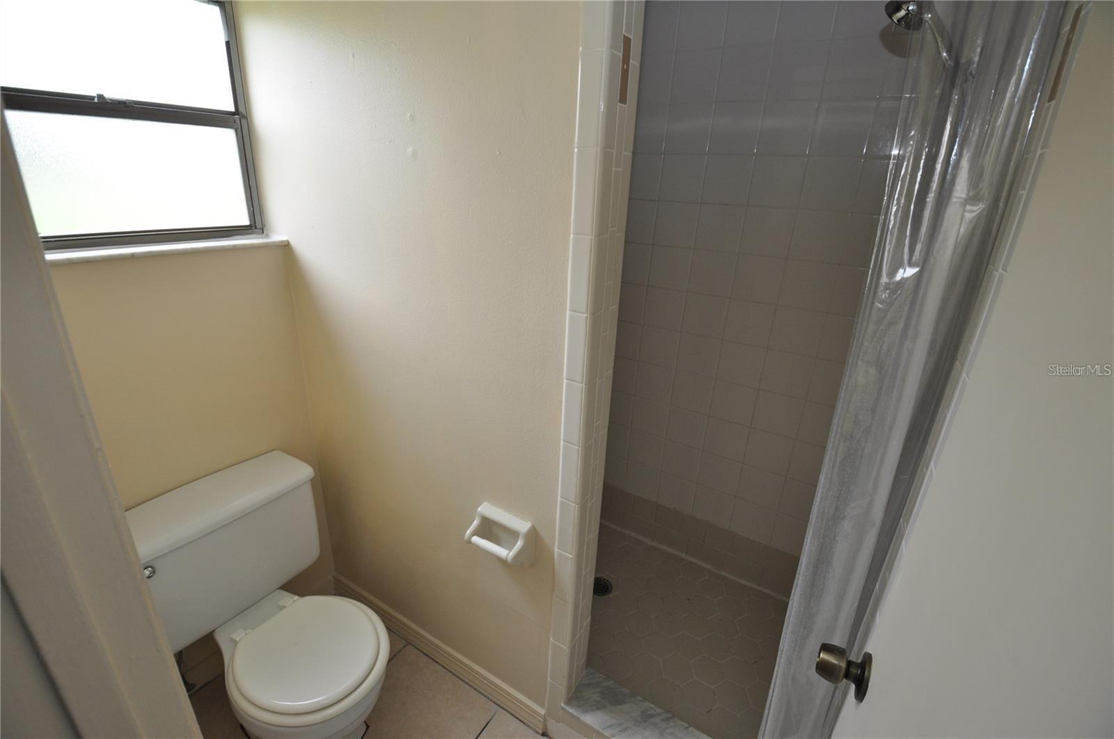 Image 6 of 12 For 127 Shannon Drive