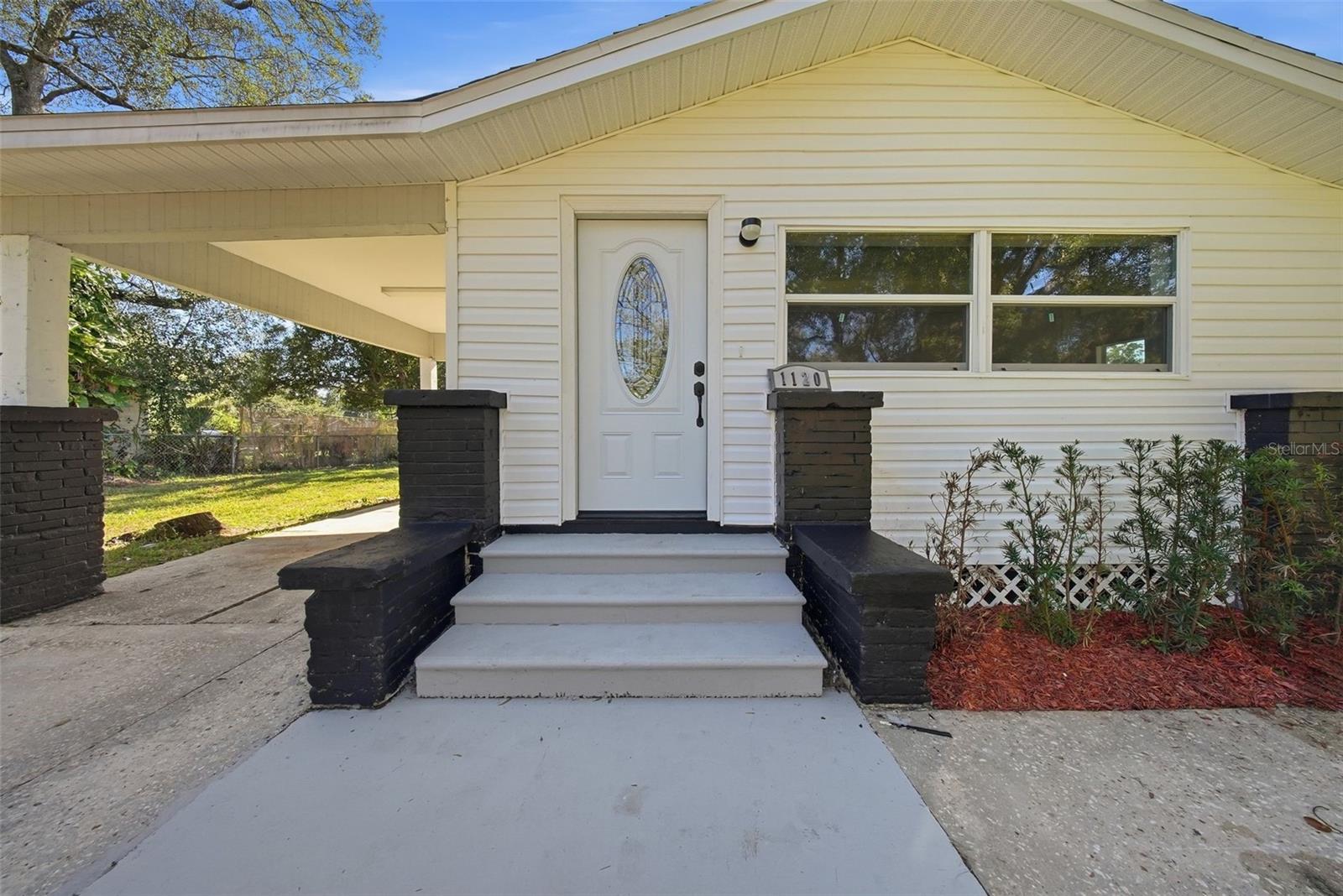 Image 17 of 37 For 1120 Marjorie Street