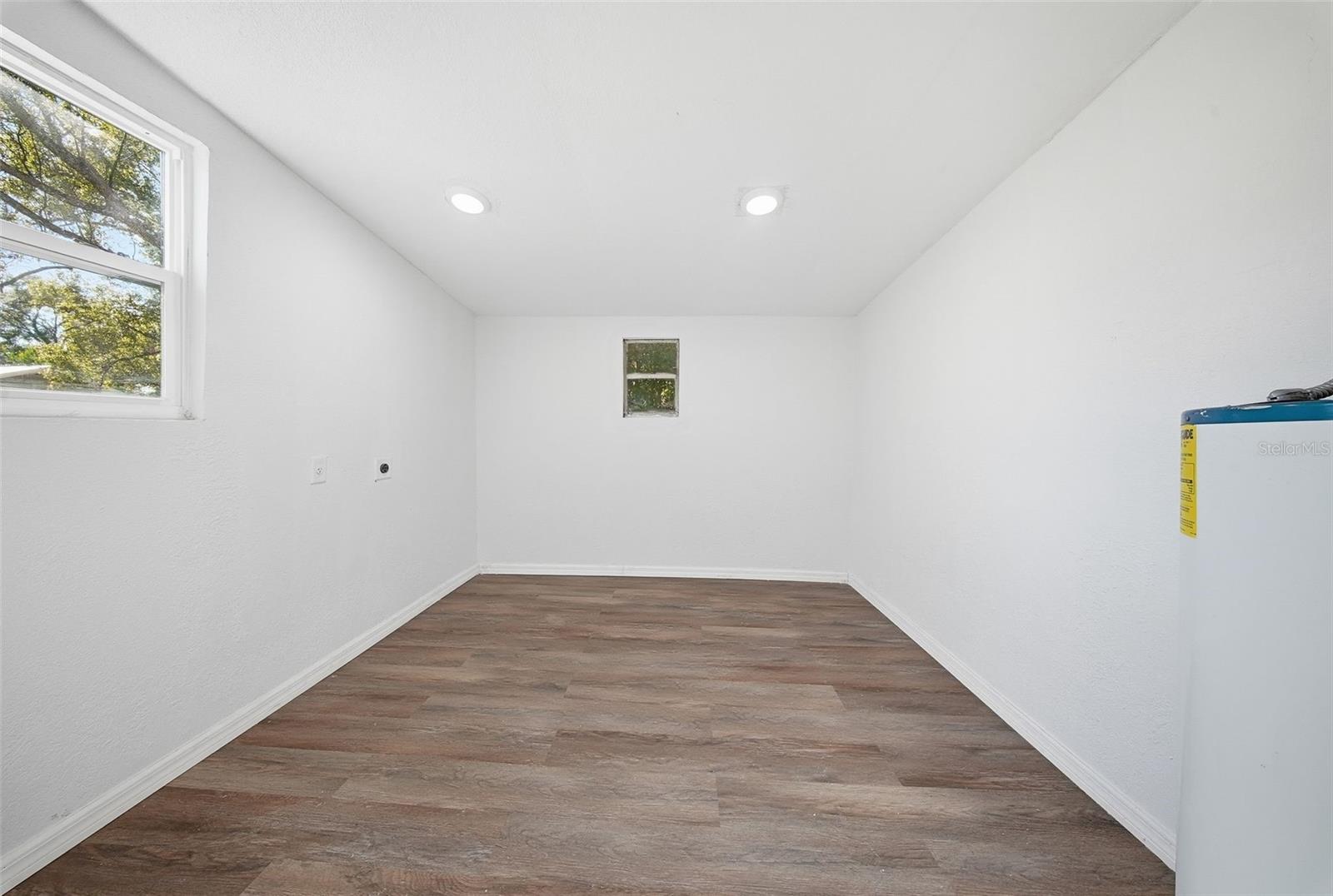 Image 29 of 37 For 1120 Marjorie Street