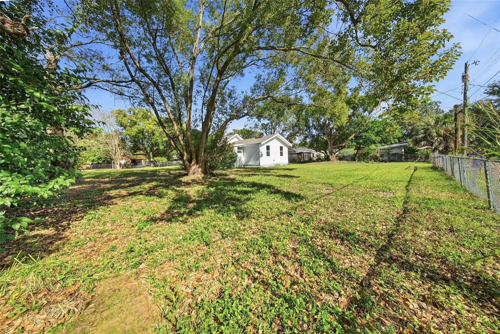 Image 32 of 37 For 1120 Marjorie Street