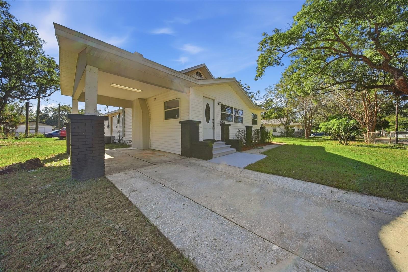 Image 5 of 37 For 1120 Marjorie Street