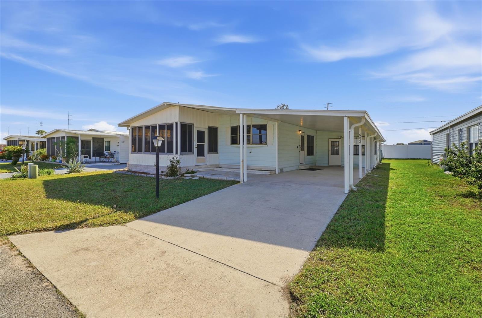 Image 24 of 39 For 6644 Princeton Drive Ne