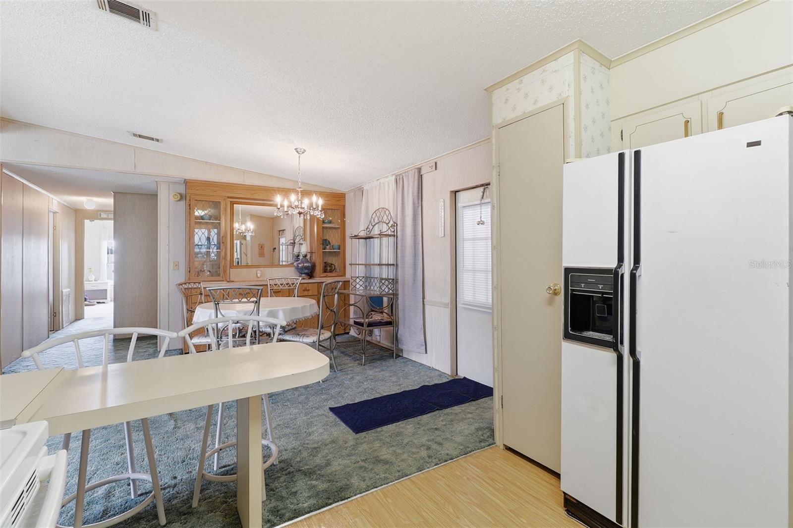 Image 9 of 39 For 6644 Princeton Drive Ne