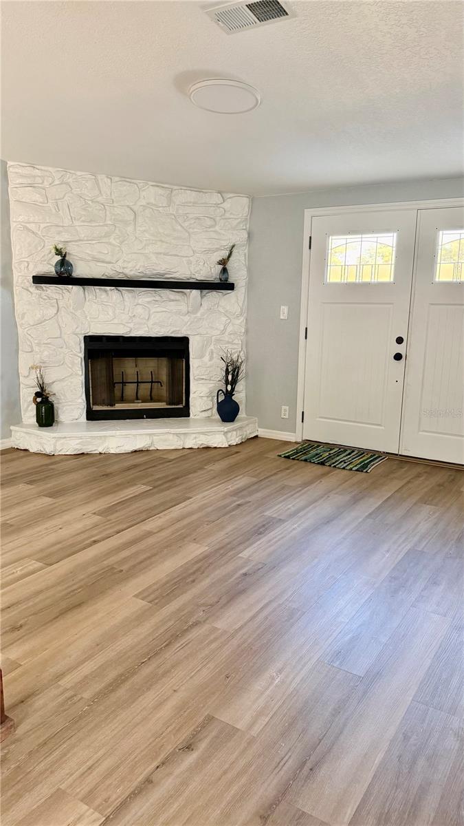 Image 4 of 14 For 5252 1st Street Nw