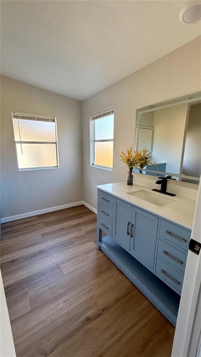 Image 7 of 14 For 5252 1st Street Nw