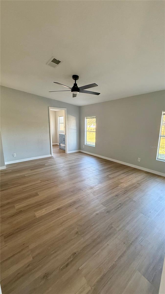 Image 9 of 14 For 5252 1st Street Nw