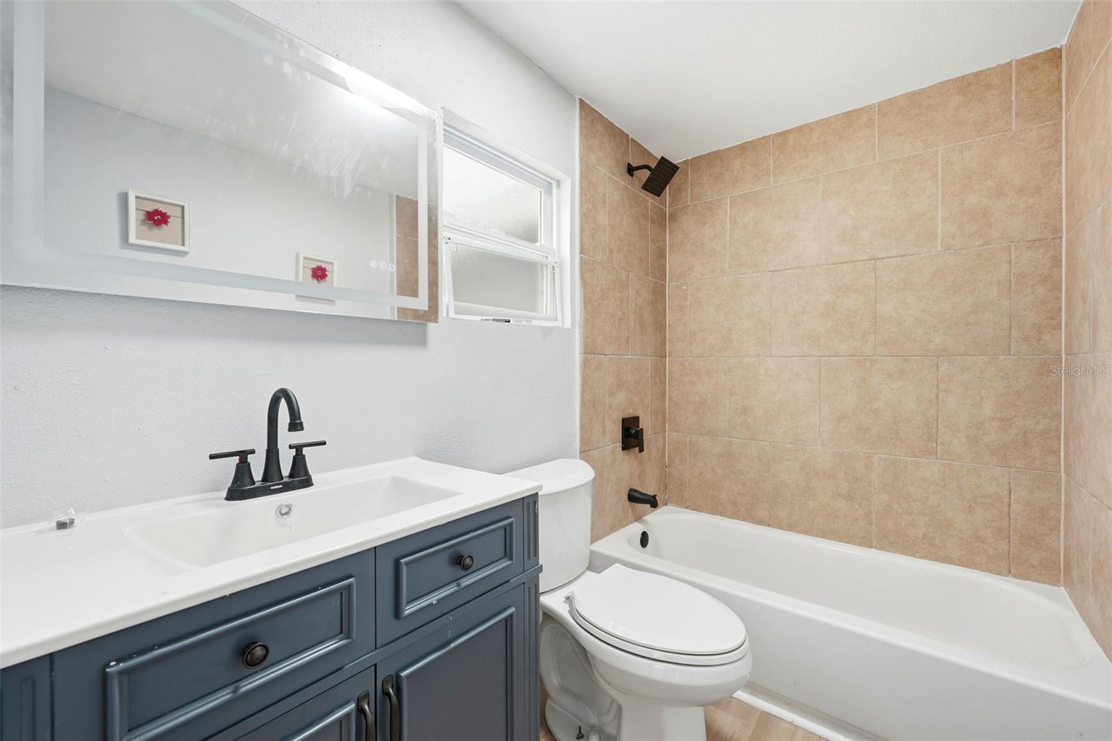 Image 14 of 31 For 6416 Saddletree Drive