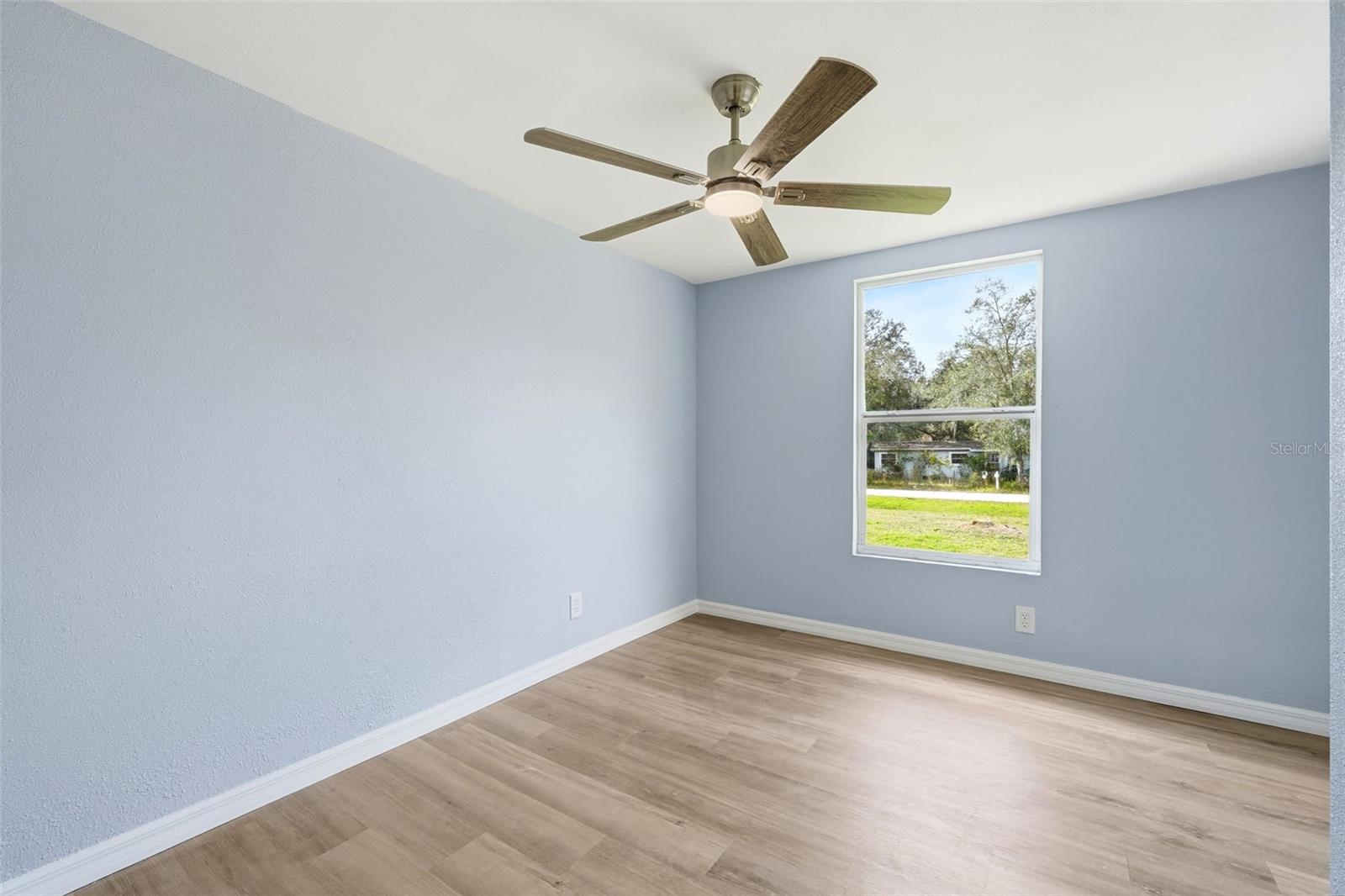 Image 19 of 31 For 6416 Saddletree Drive