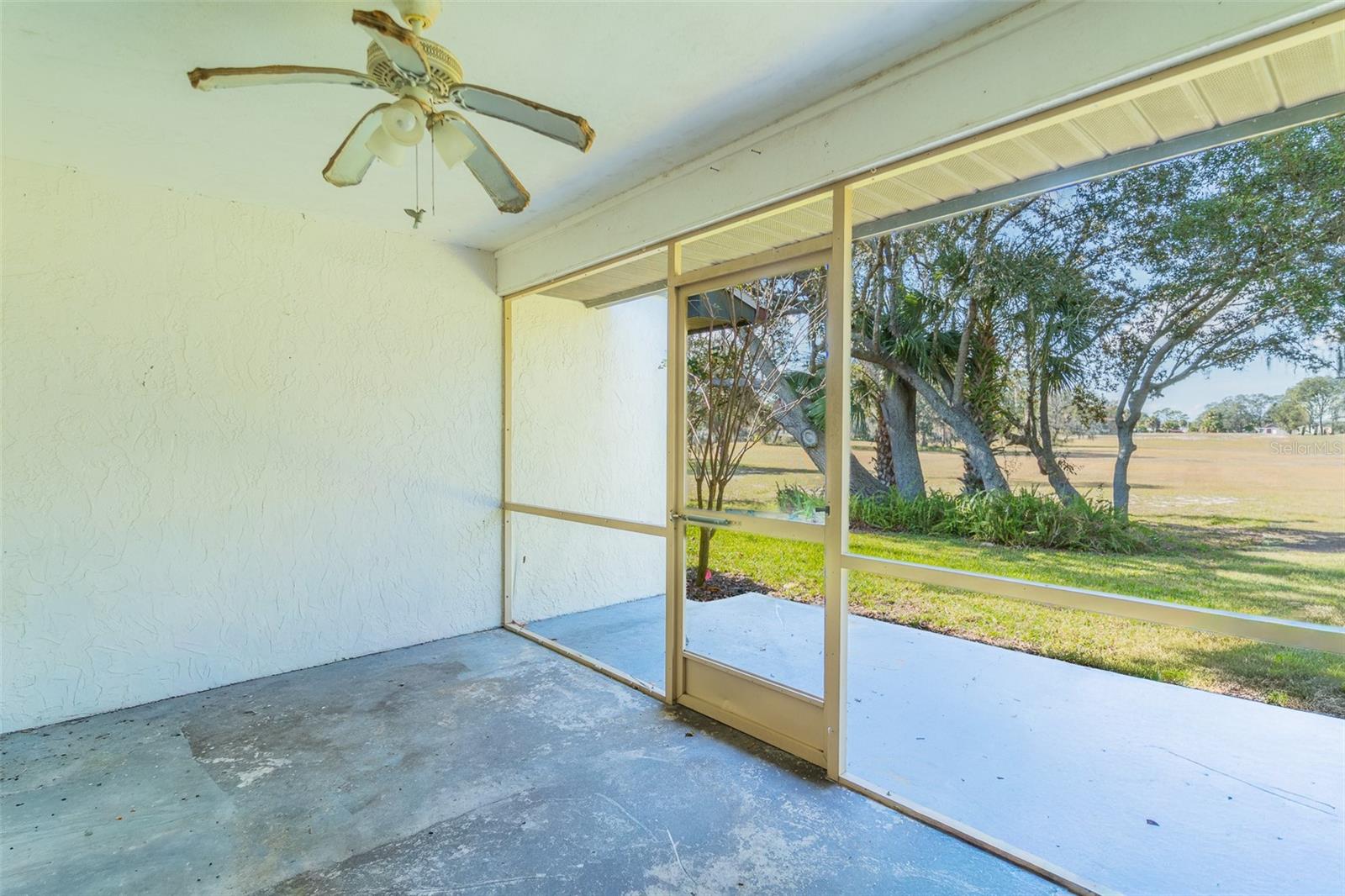 Image 13 of 19 For 24 Buck Circle