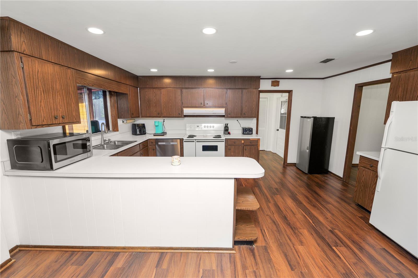 Image 14 of 75 For 4615 Old Polk City Road