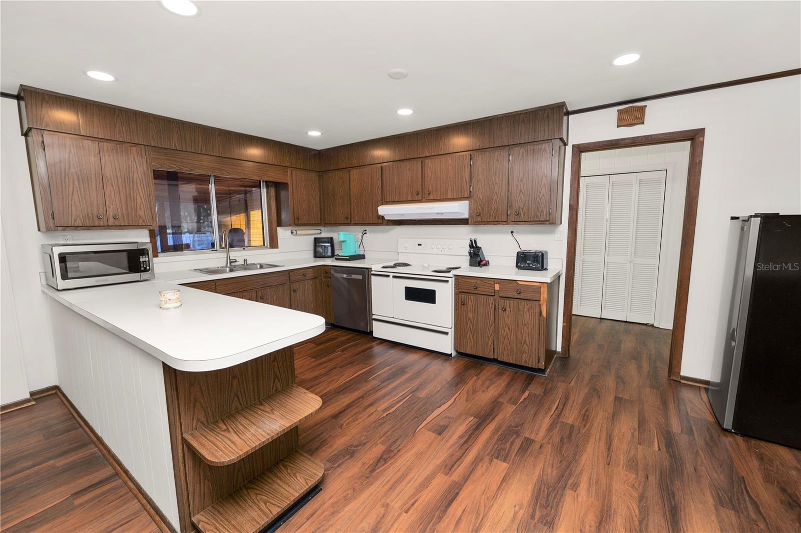 Image 15 of 75 For 4615 Old Polk City Road