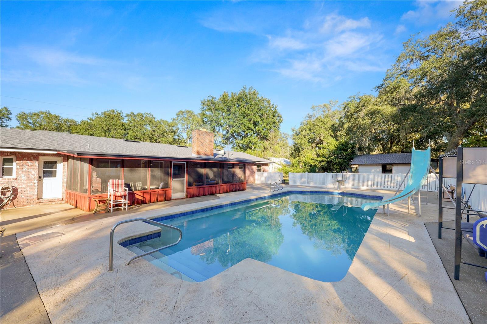 Image 42 of 75 For 4615 Old Polk City Road