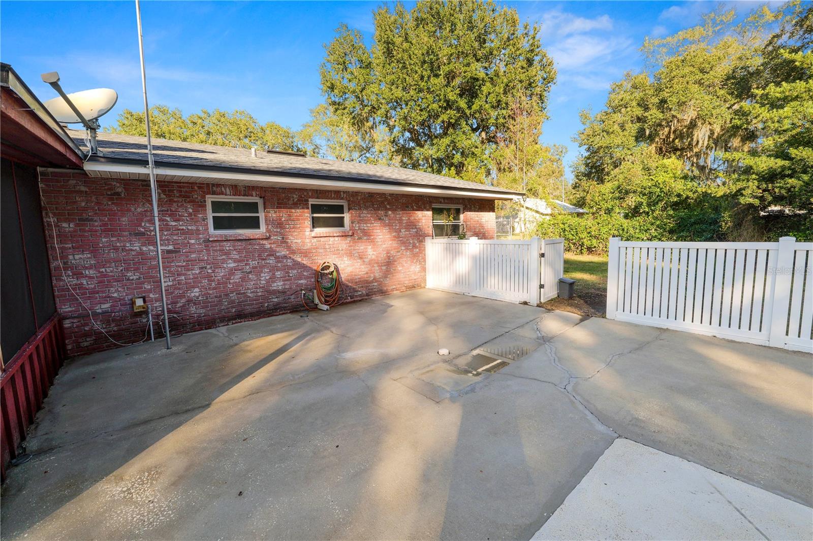 Image 44 of 75 For 4615 Old Polk City Road