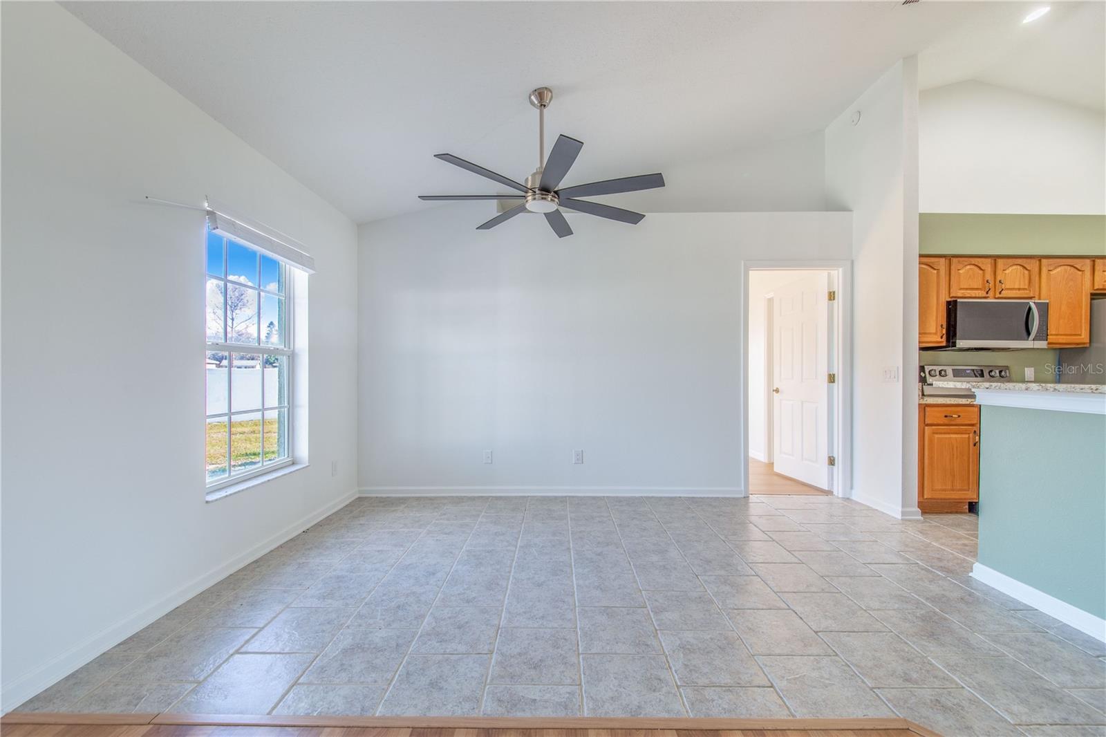 Image 15 of 38 For 2017 Misty Morning Drive