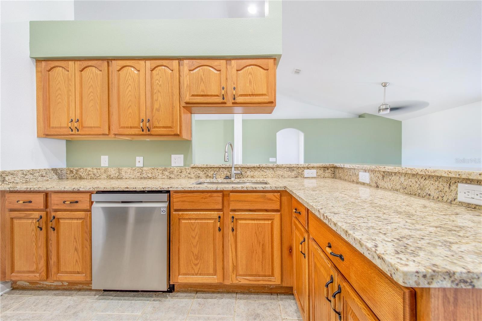 Image 22 of 38 For 2017 Misty Morning Drive