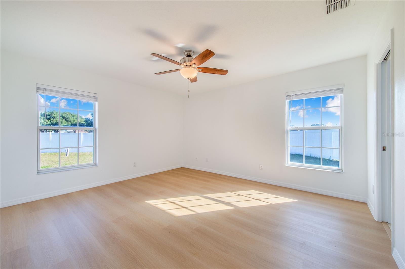 Image 23 of 38 For 2017 Misty Morning Drive