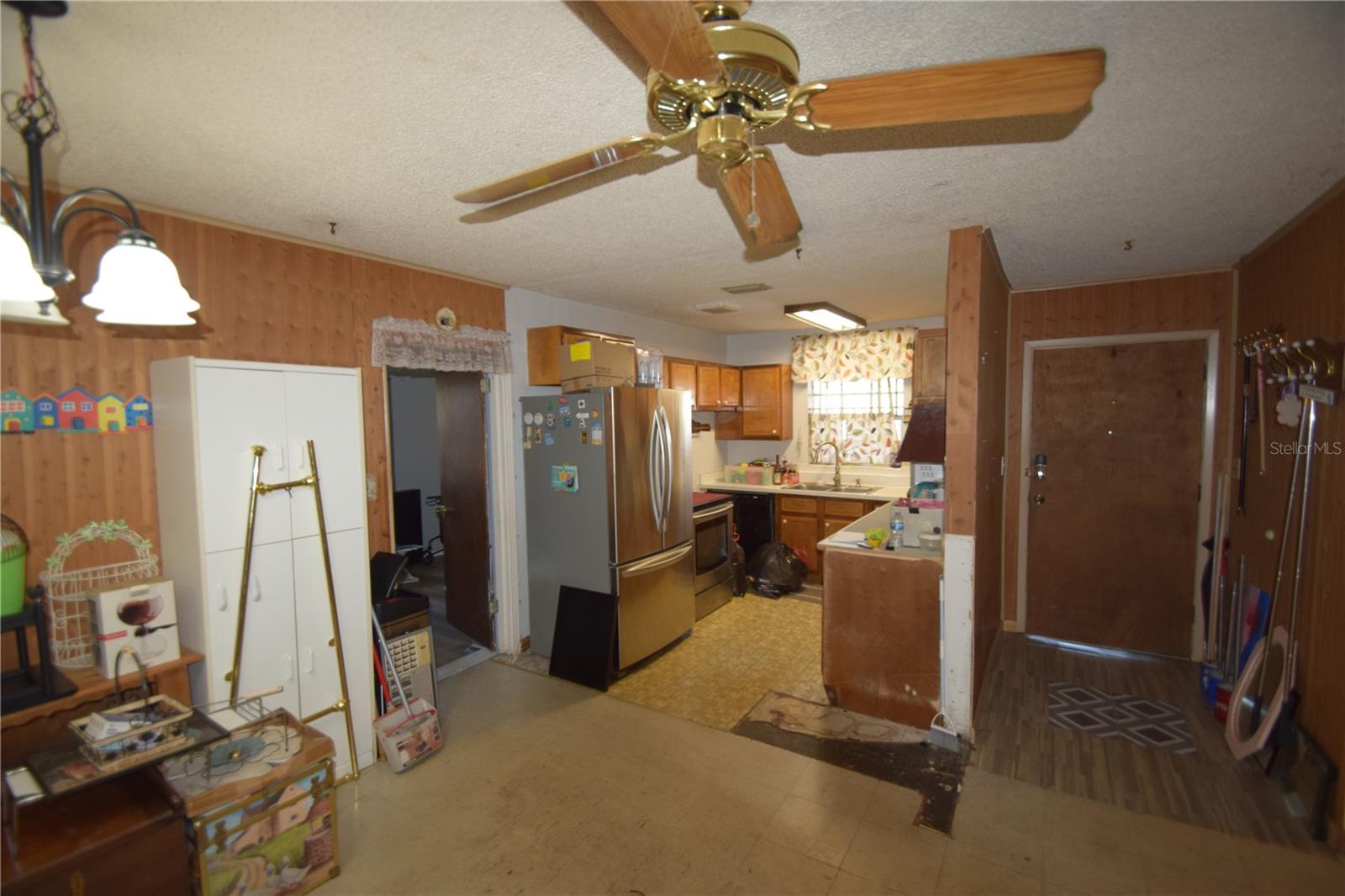 Image 7 of 39 For 530 Belleview Avenue