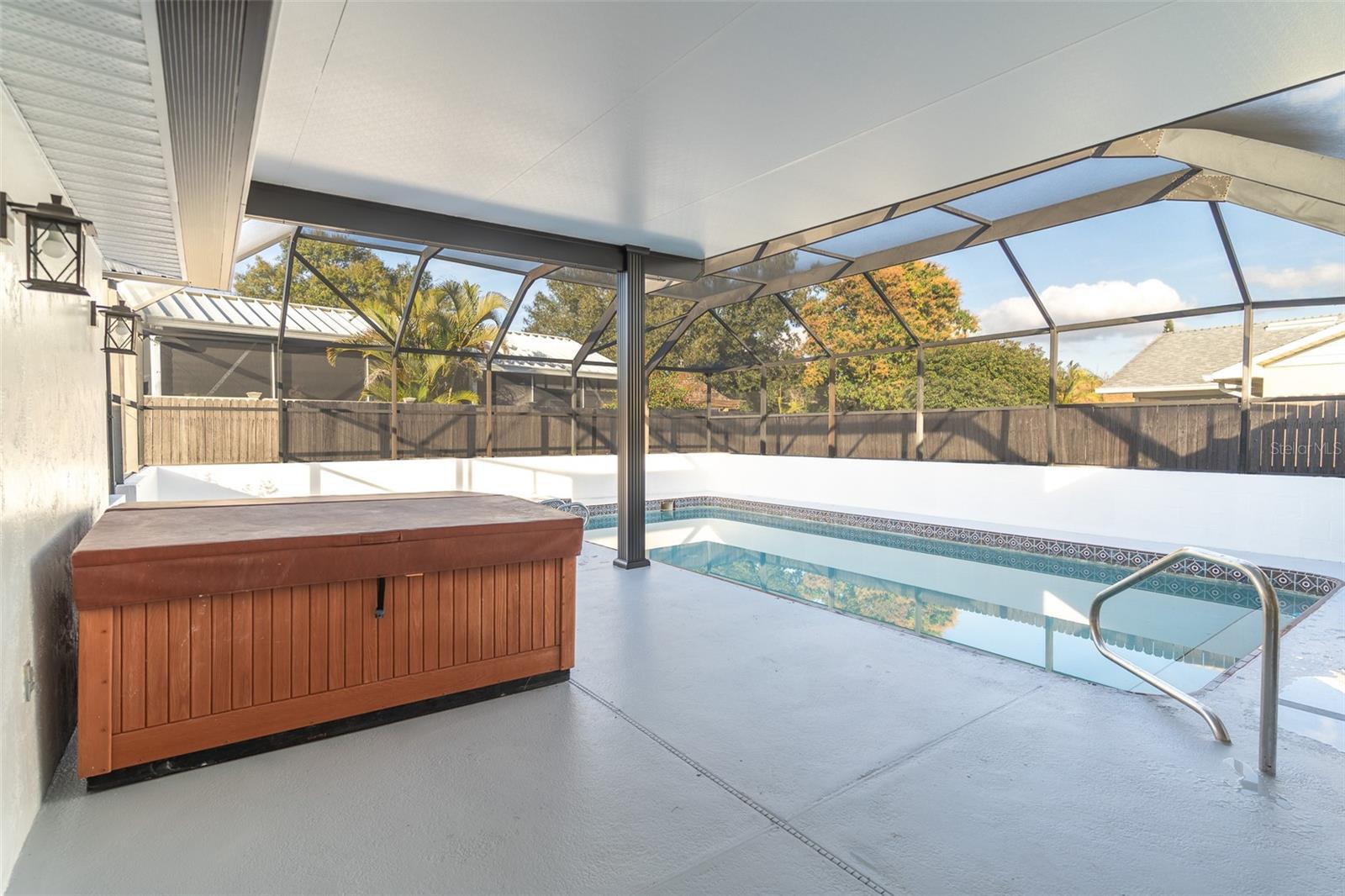 Image 19 of 29 For 341 Sterling Drive