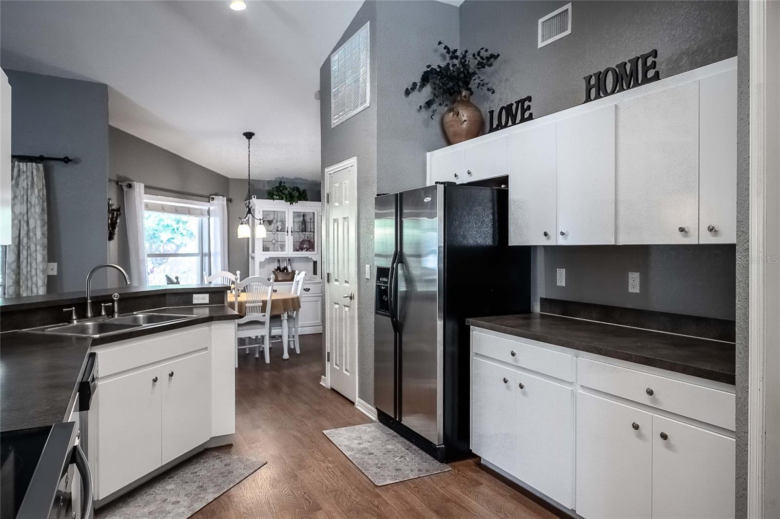 Image 15 of 46 For 5640 Fischer Drive