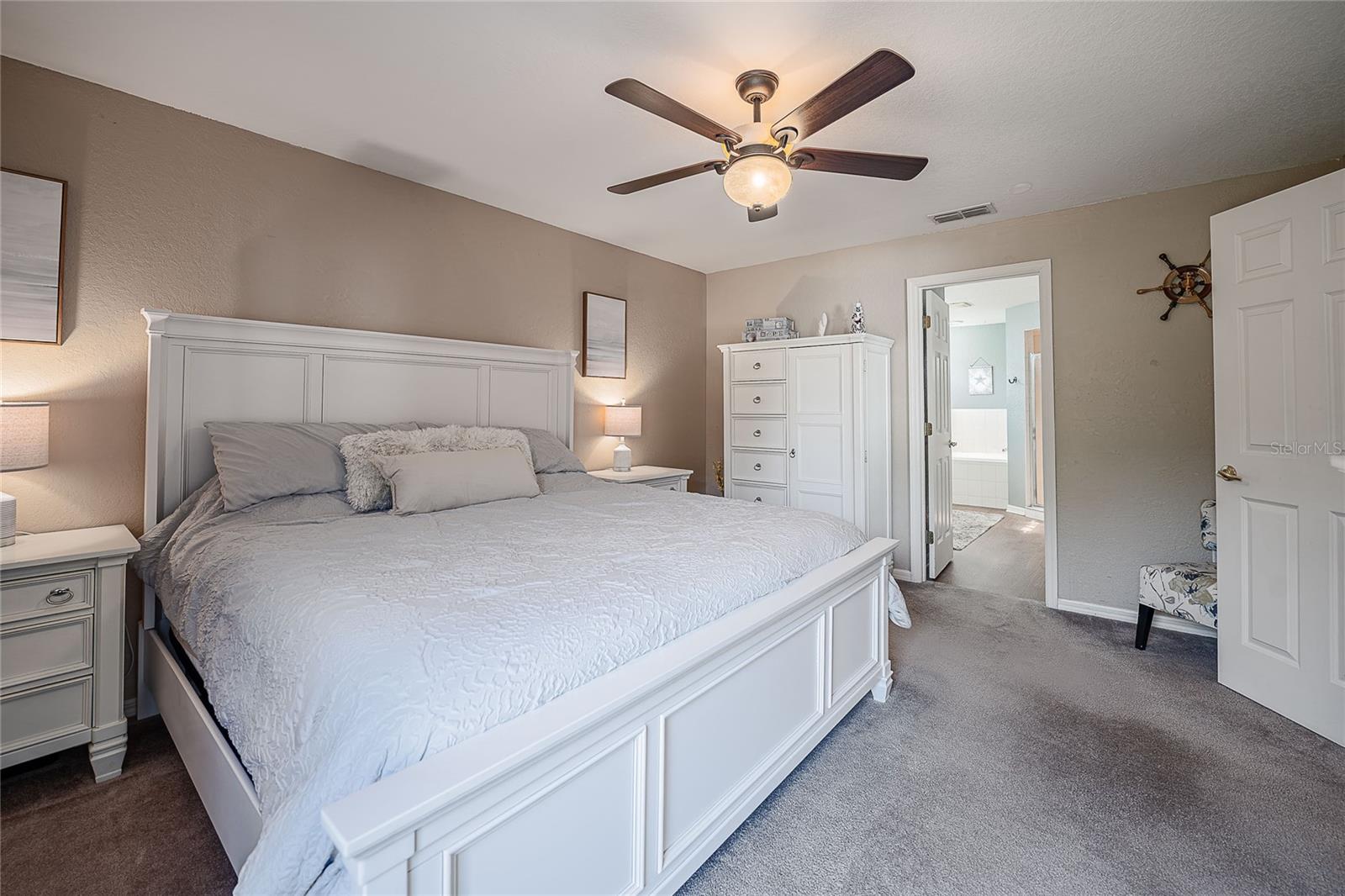 Image 22 of 46 For 5640 Fischer Drive