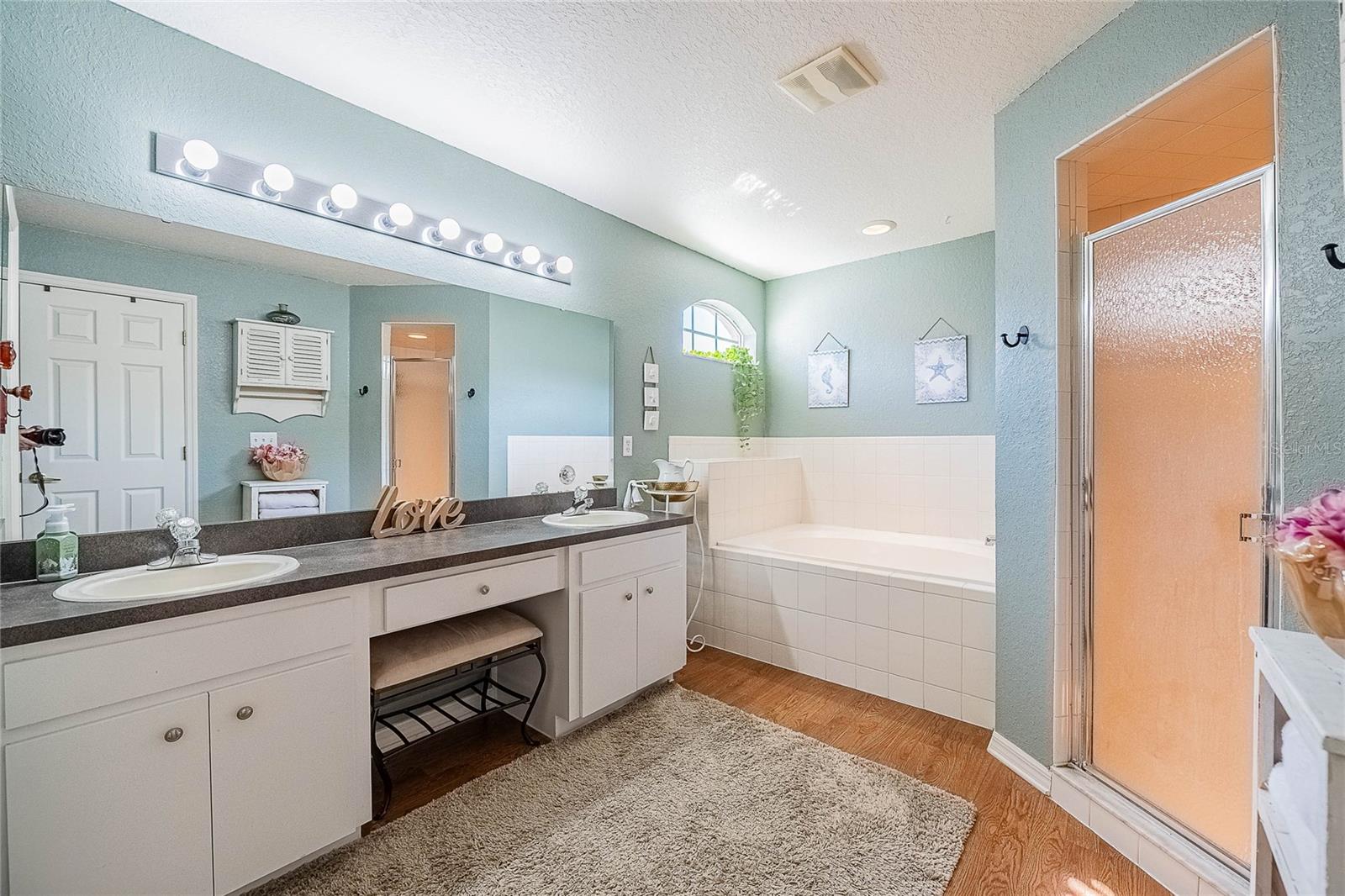 Image 26 of 46 For 5640 Fischer Drive