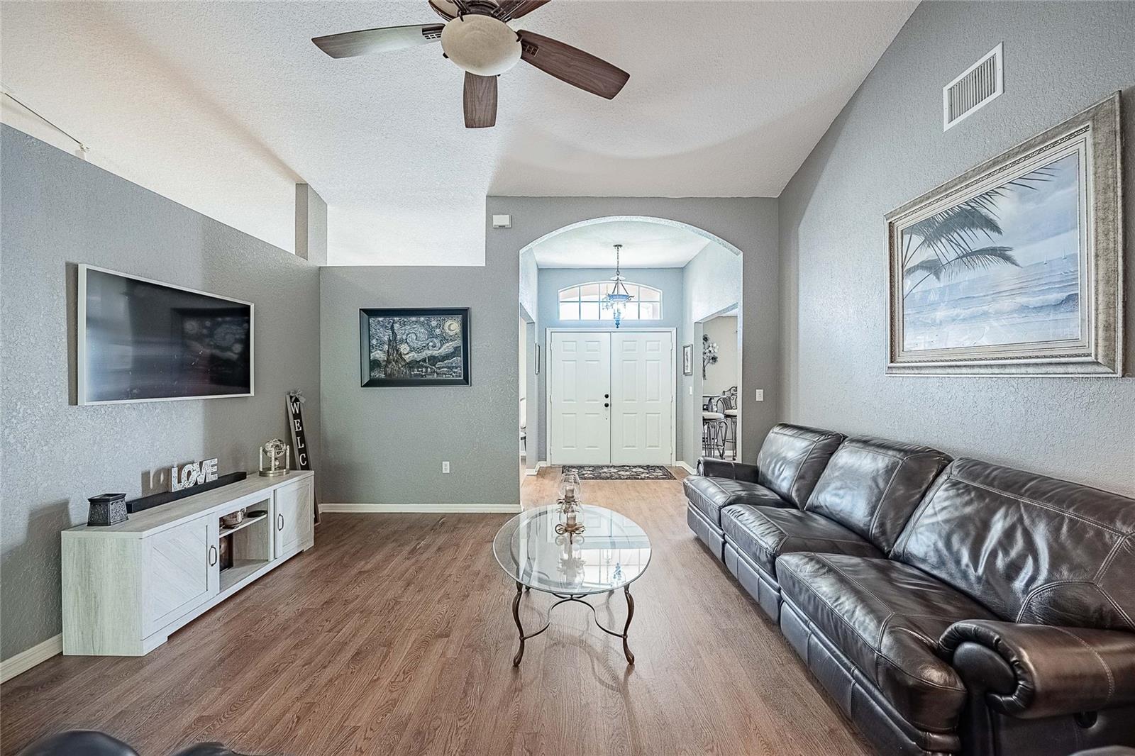 Image 6 of 46 For 5640 Fischer Drive