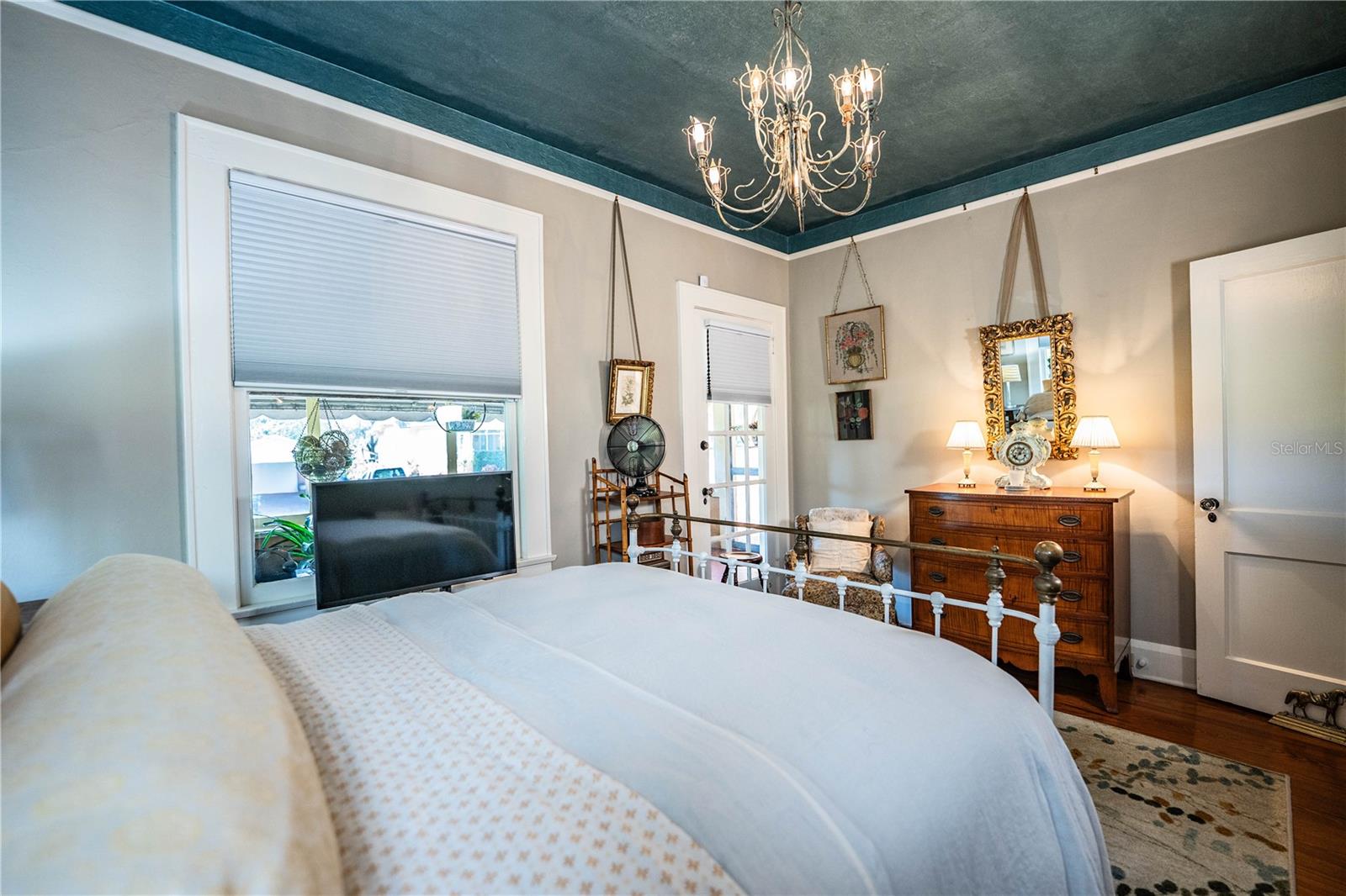 Image 37 of 47 For 218 Patten Heights Street