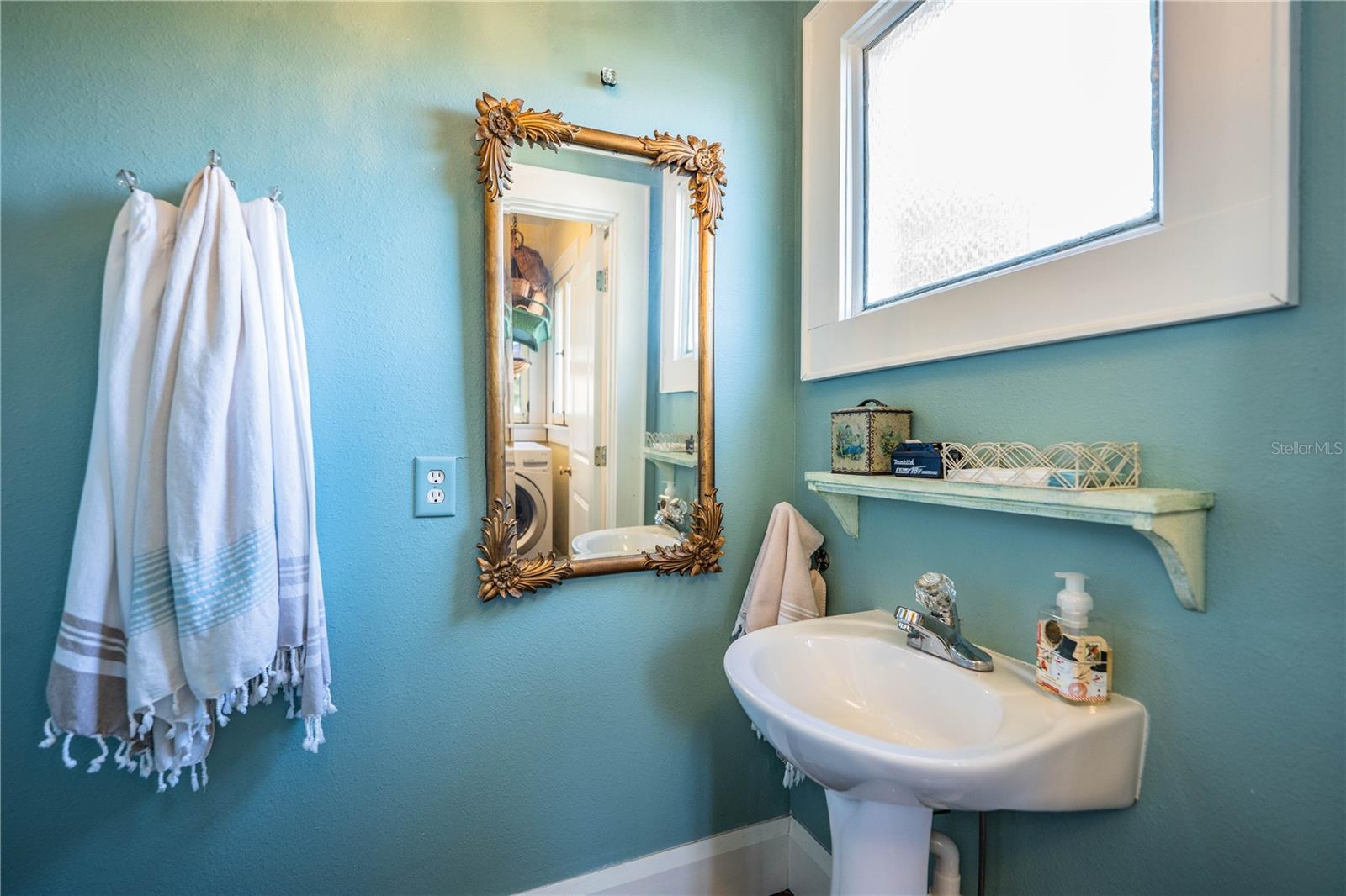 Image 39 of 47 For 218 Patten Heights Street