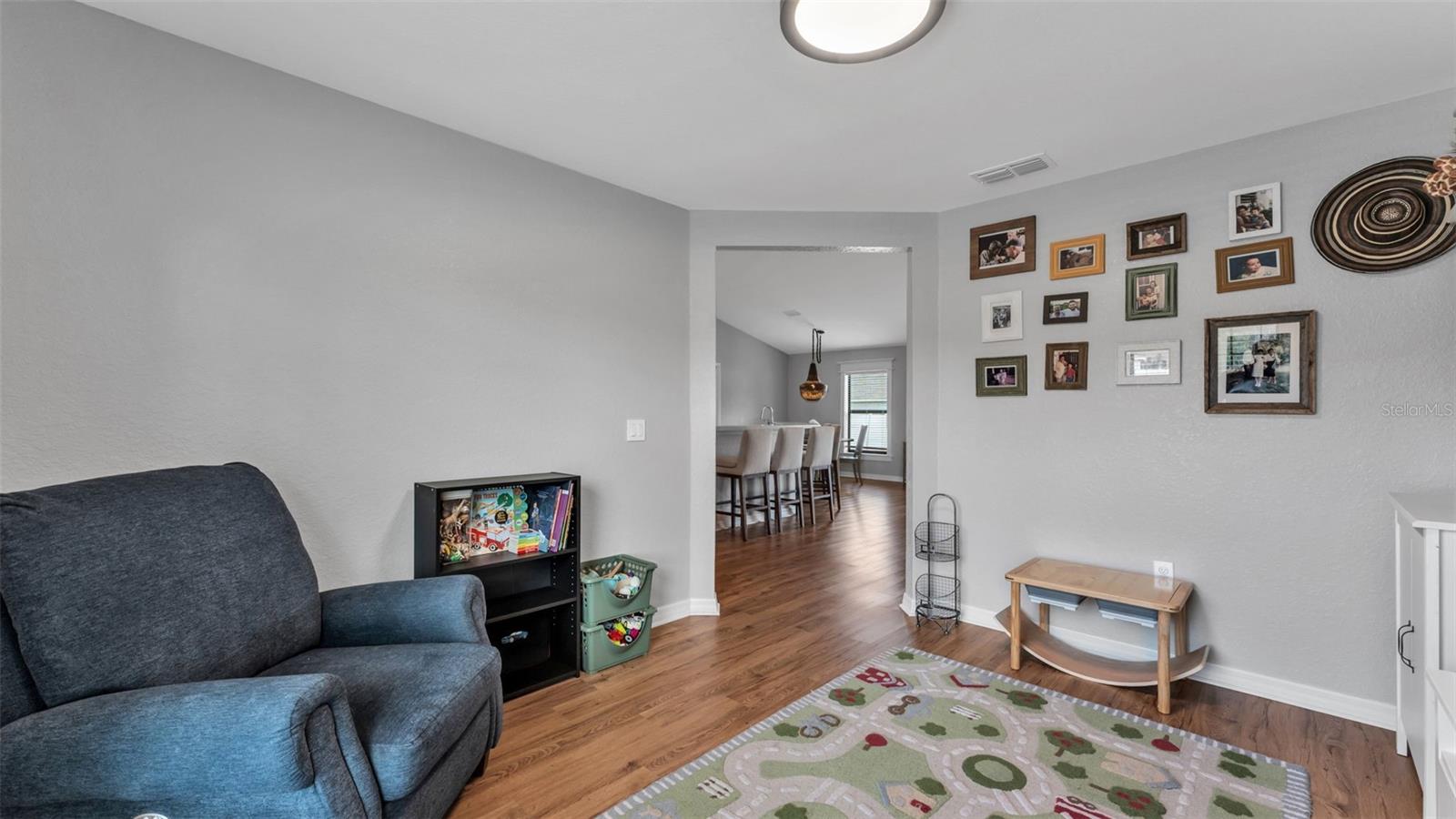 Image 15 of 39 For 2979 Kohen Court