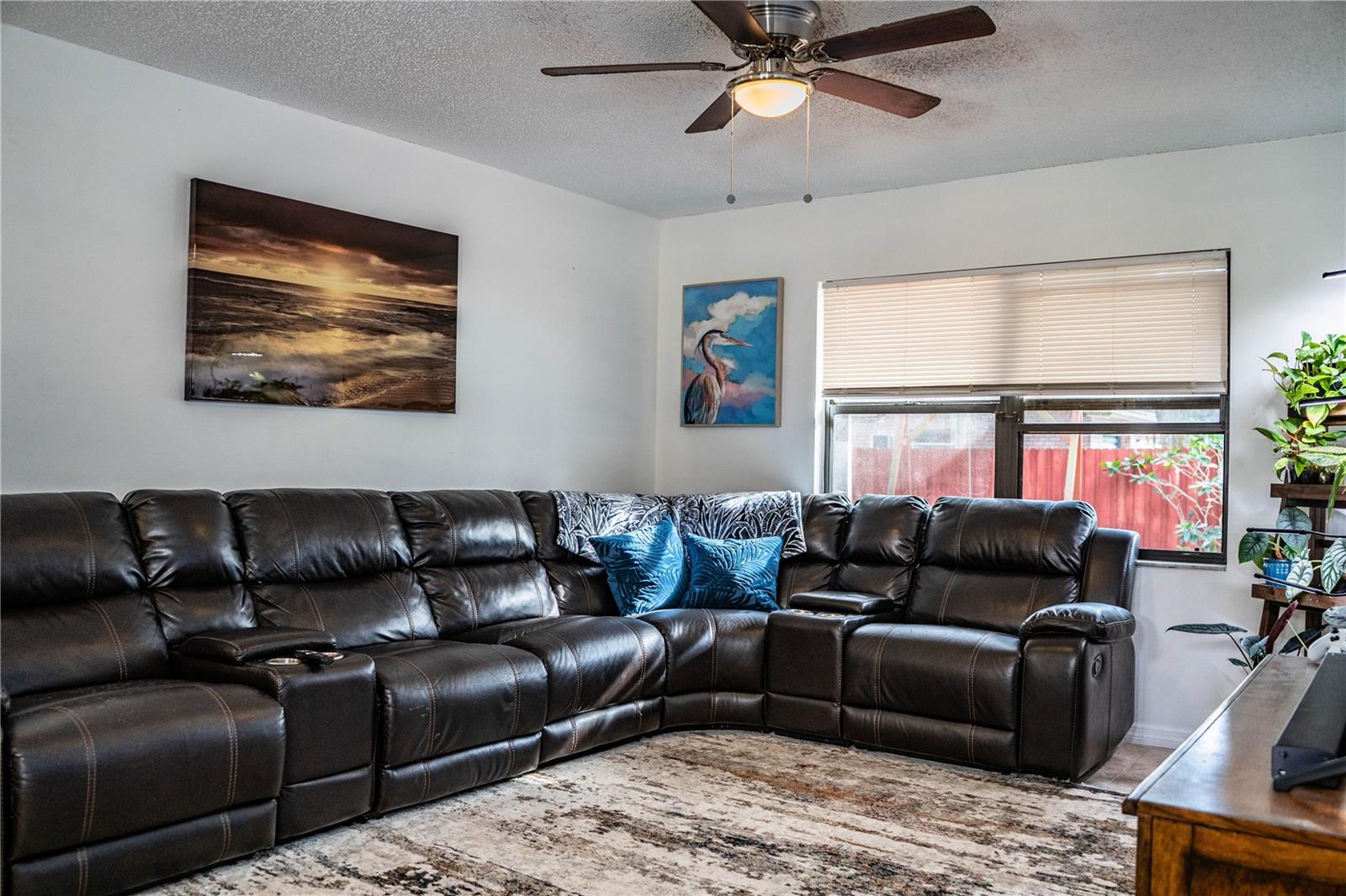 Image 10 of 75 For 207 24th Court Sw