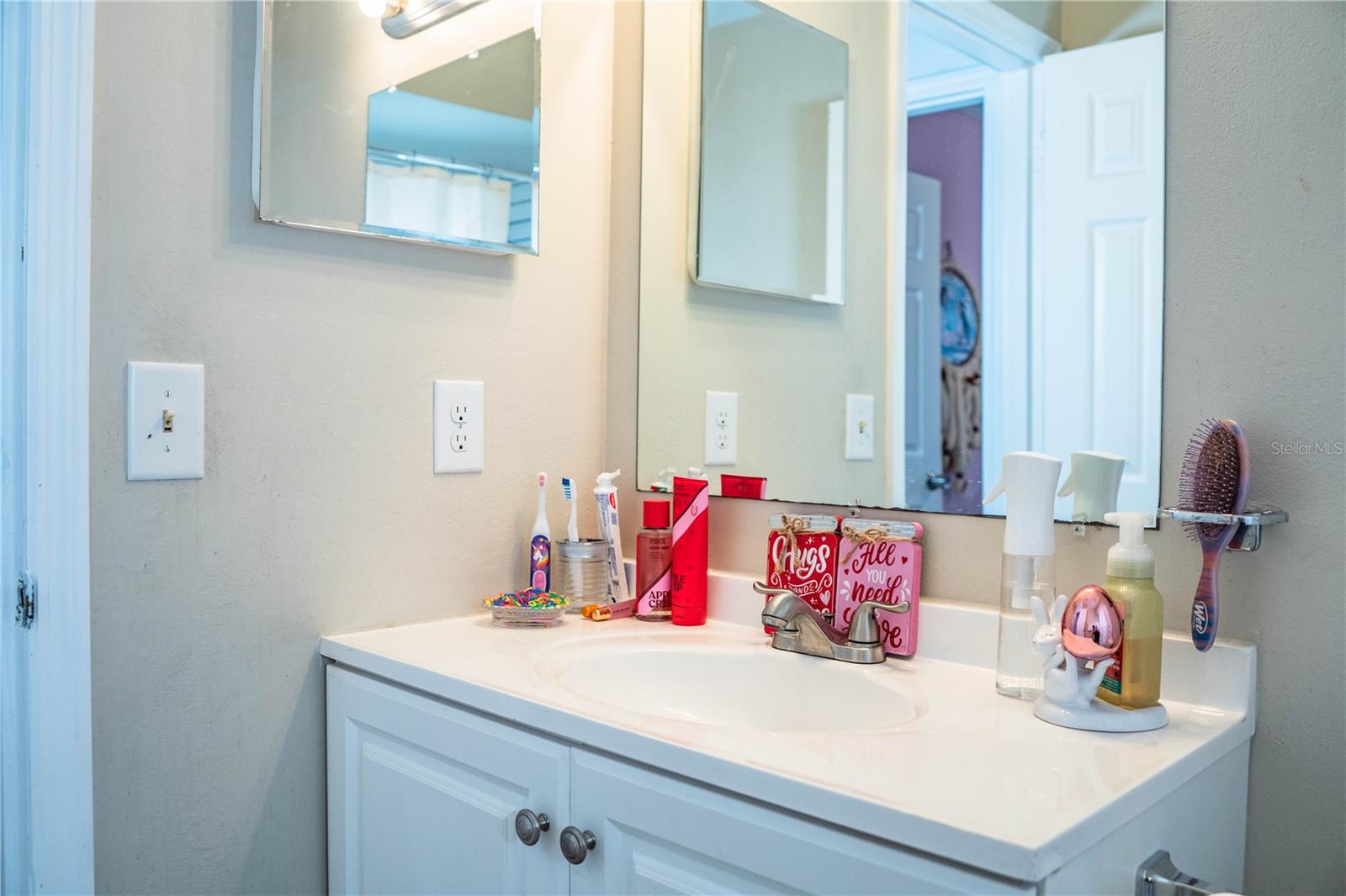 Image 34 of 75 For 207 24th Court Sw