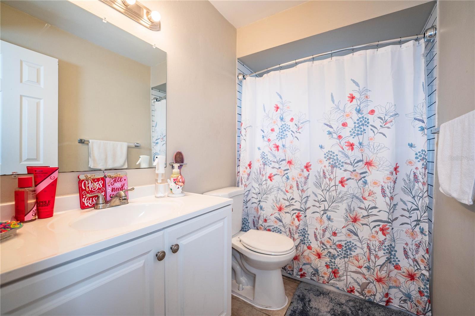 Image 36 of 75 For 207 24th Court Sw