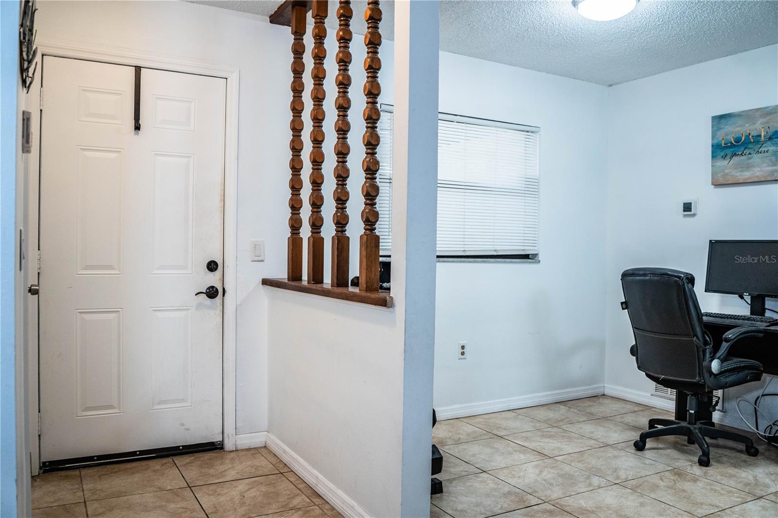 Image 6 of 75 For 207 24th Court Sw