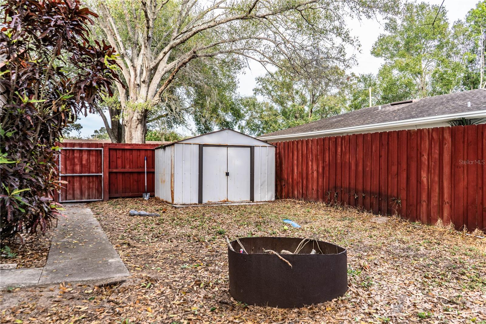 Image 60 of 75 For 207 24th Court Sw