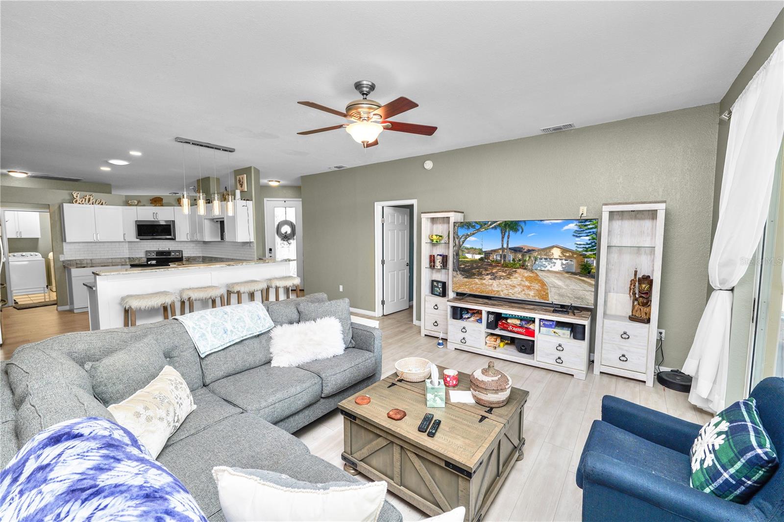 Image 13 of 48 For 3428 Summerwood Way