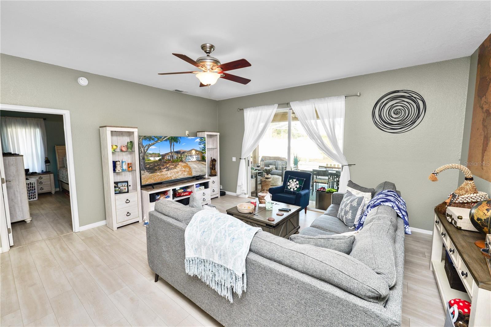 Image 17 of 48 For 3428 Summerwood Way