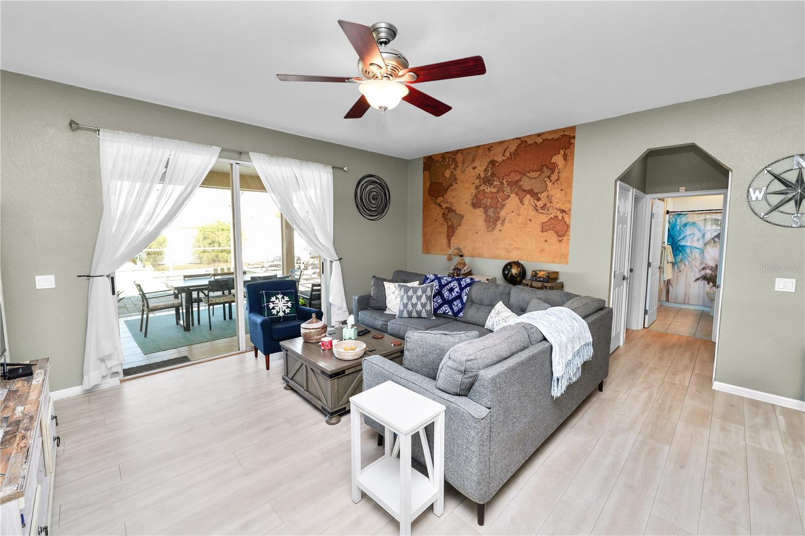 Image 18 of 48 For 3428 Summerwood Way