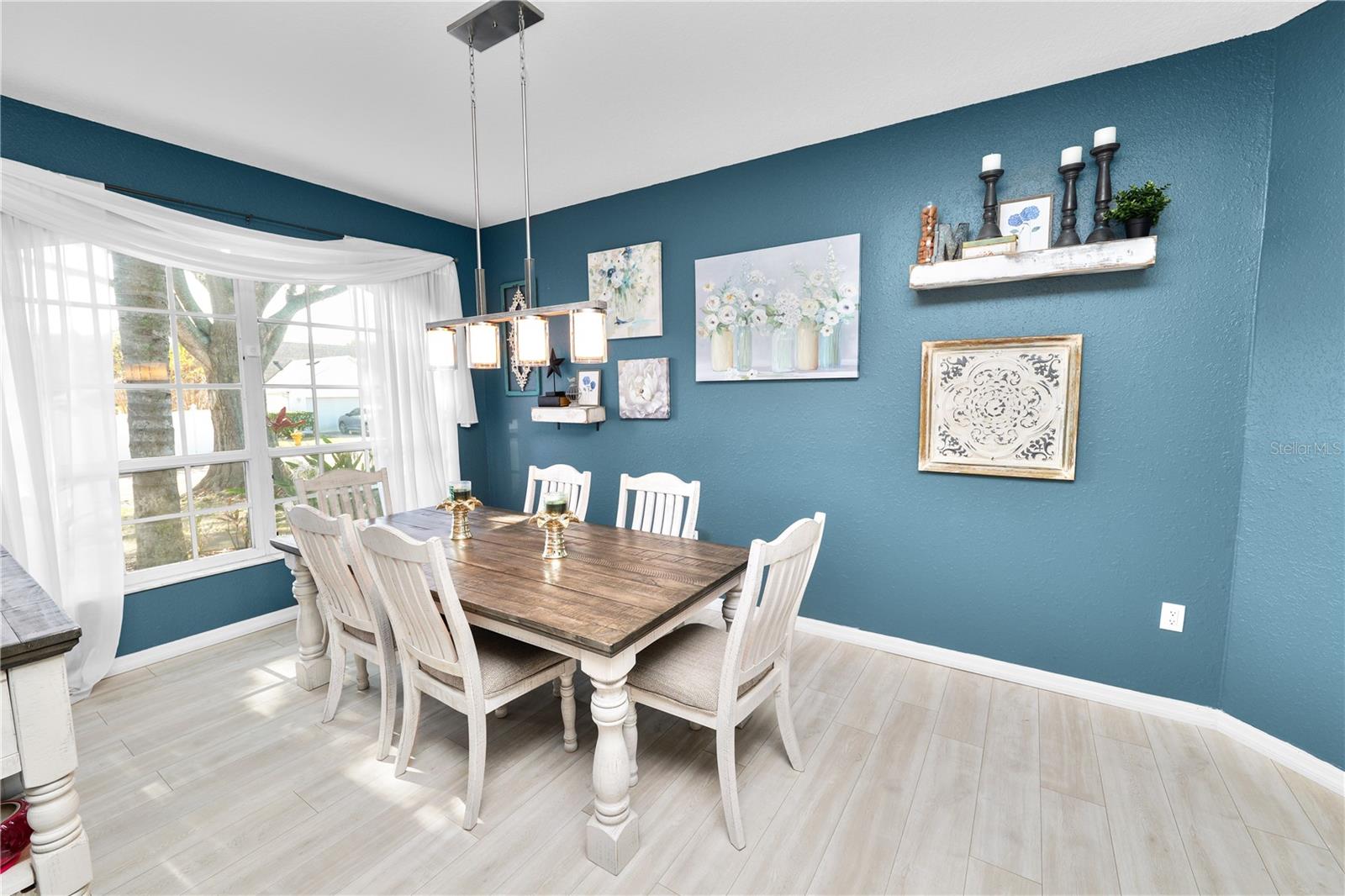 Image 4 of 48 For 3428 Summerwood Way