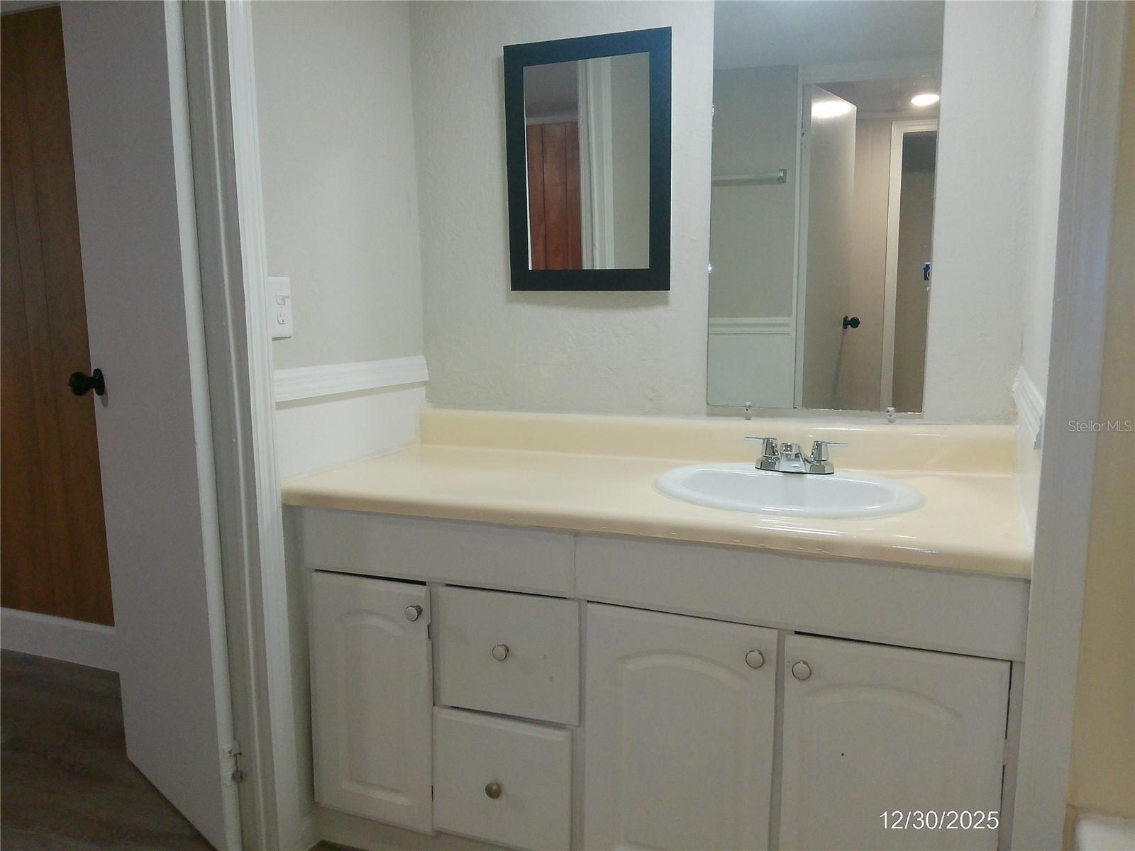 Image 20 of 31 For 2115 Bailey Road