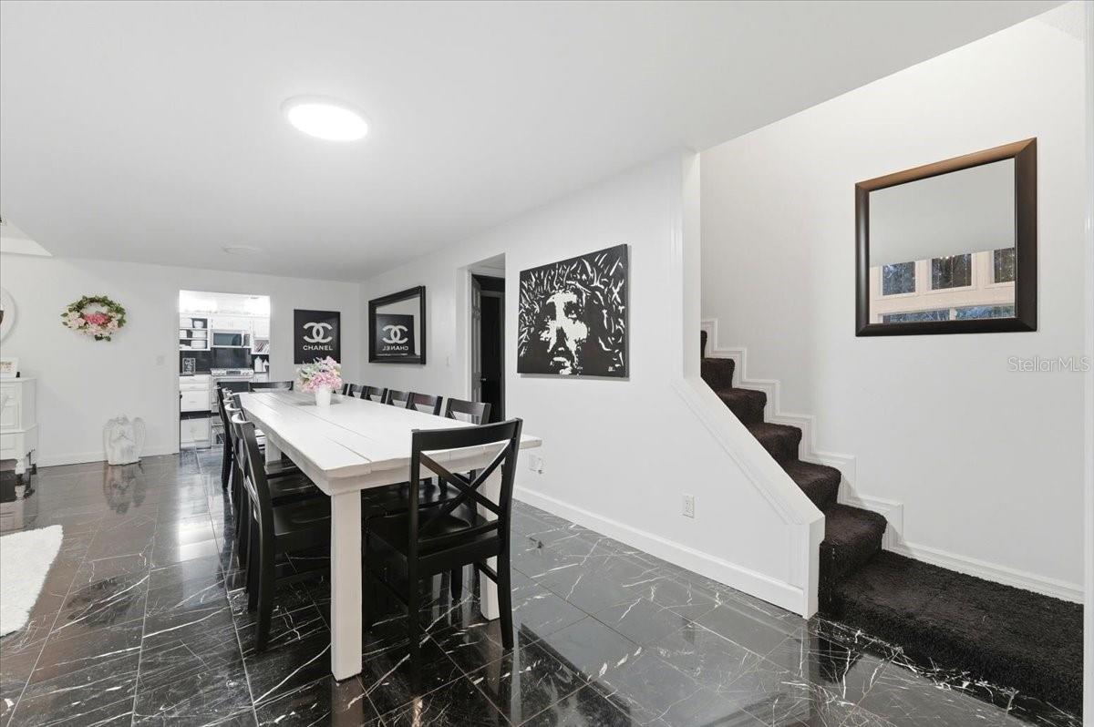 Listing photo id 25 for 4703 Rambling River Road