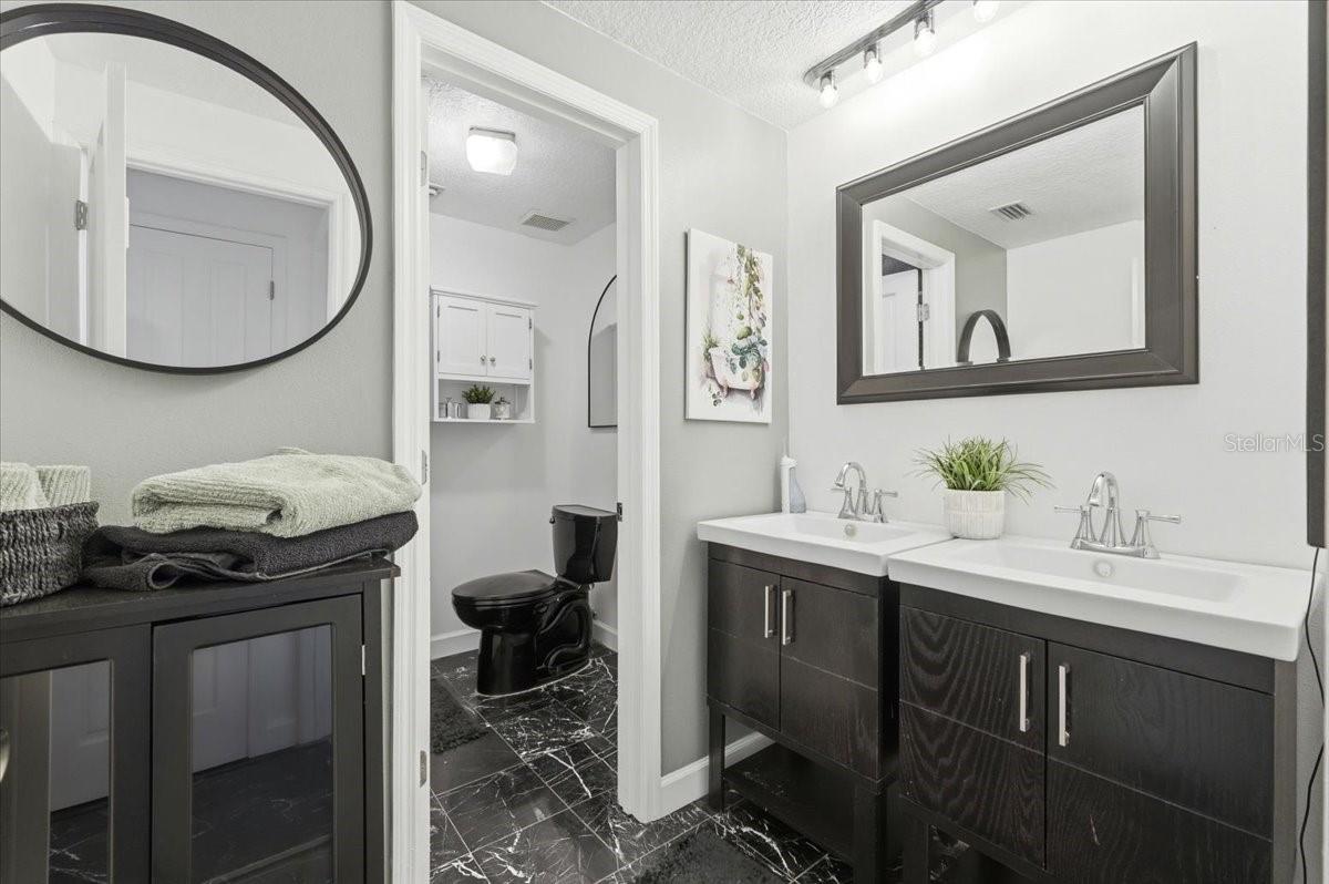 Listing photo id 26 for 4703 Rambling River Road