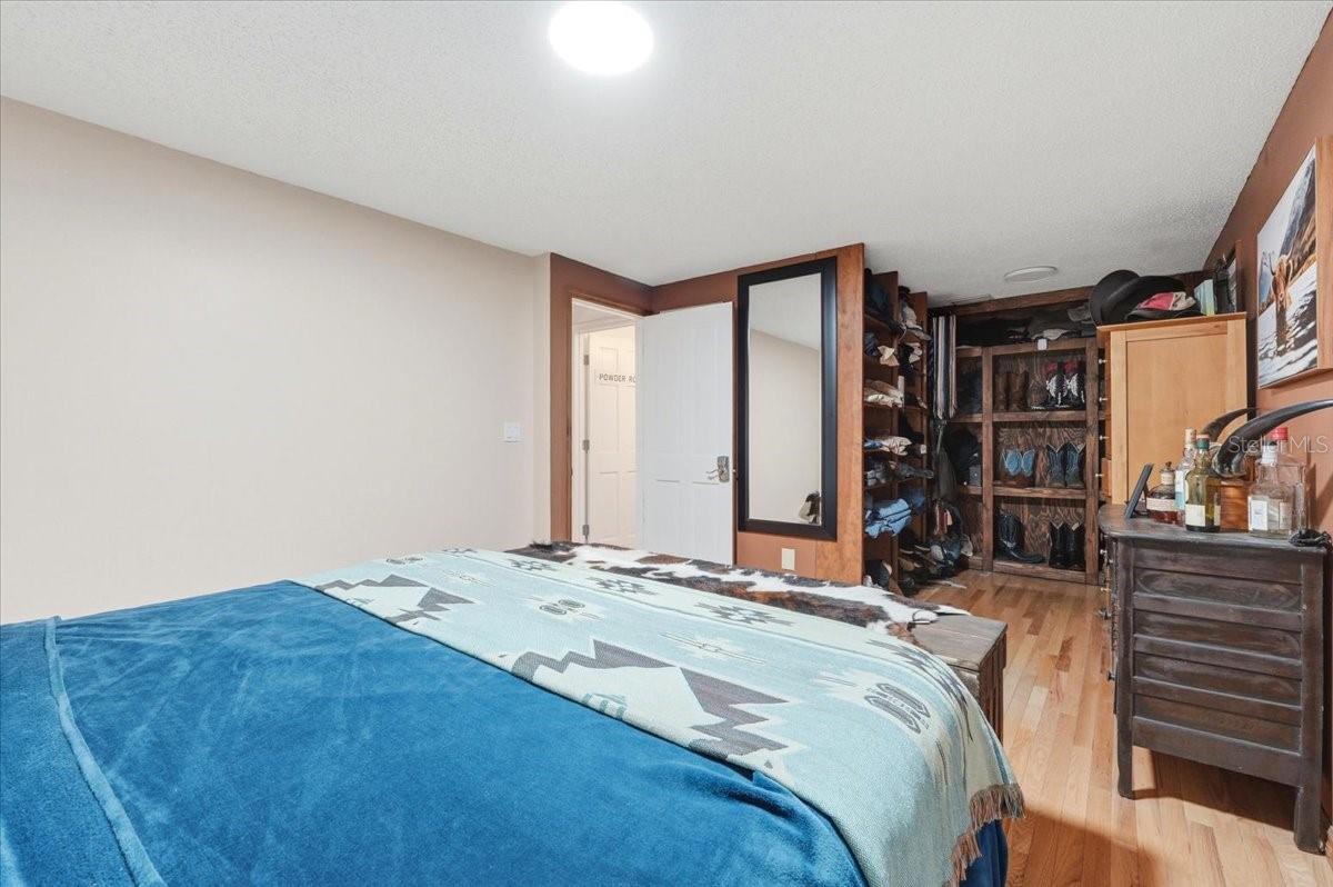 Listing photo id 28 for 4703 Rambling River Road