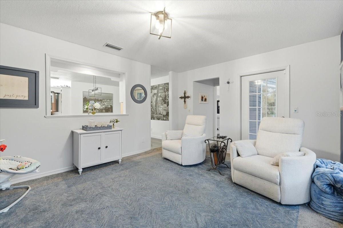 Listing photo id 38 for 4703 Rambling River Road