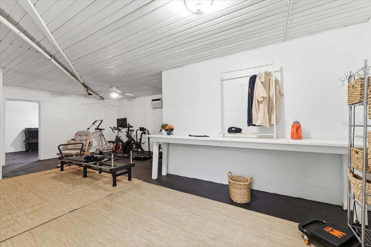 Listing photo id 44 for 4703 Rambling River Road