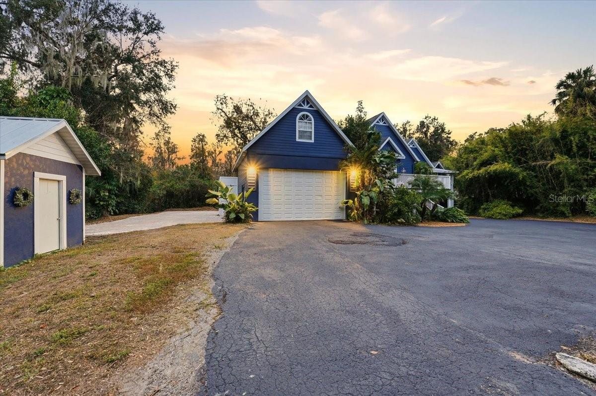 Listing photo id 3 for 4703 Rambling River Road