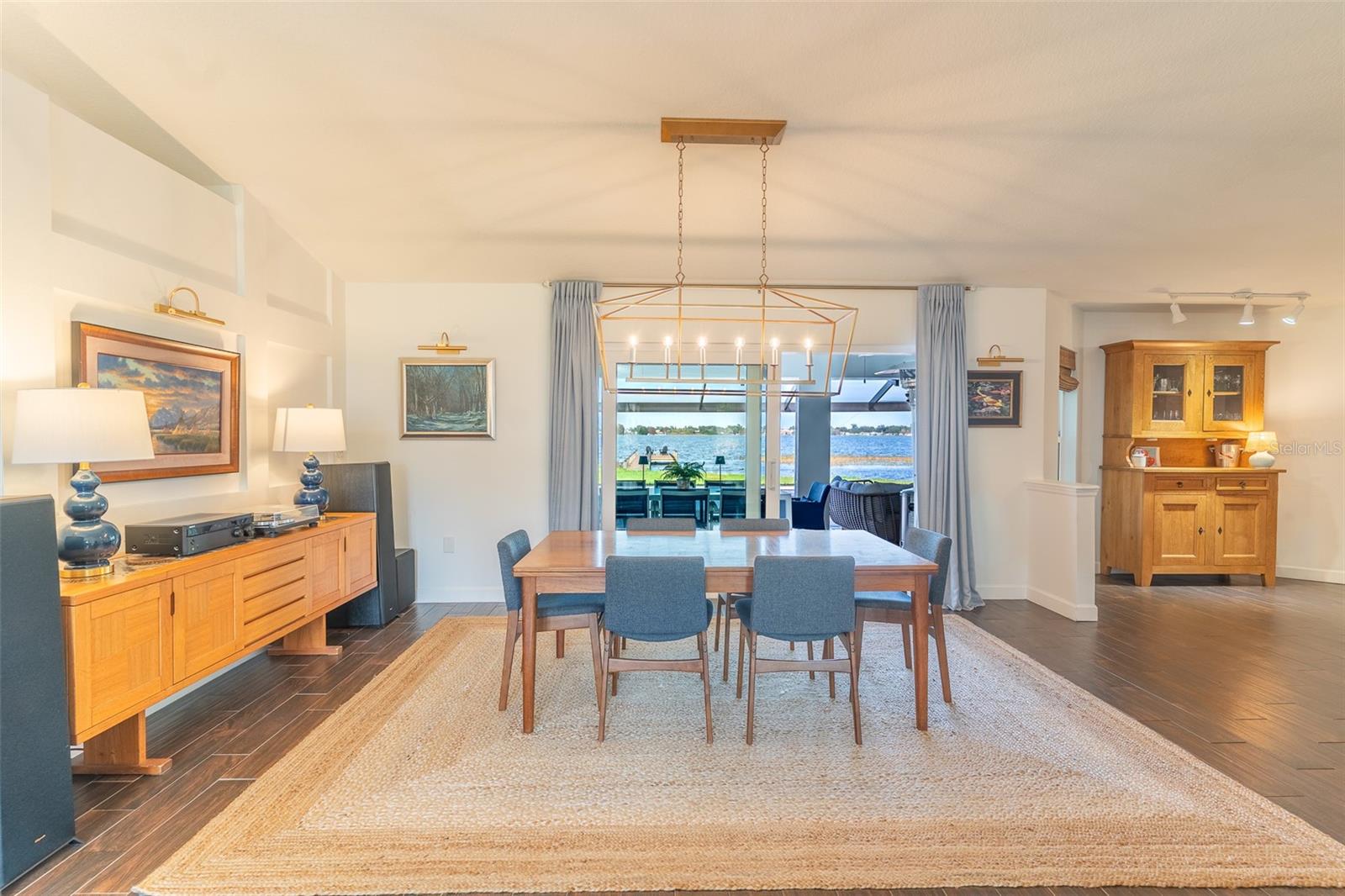 Image 7 of 43 For 2336 Cannon Terrace Nw