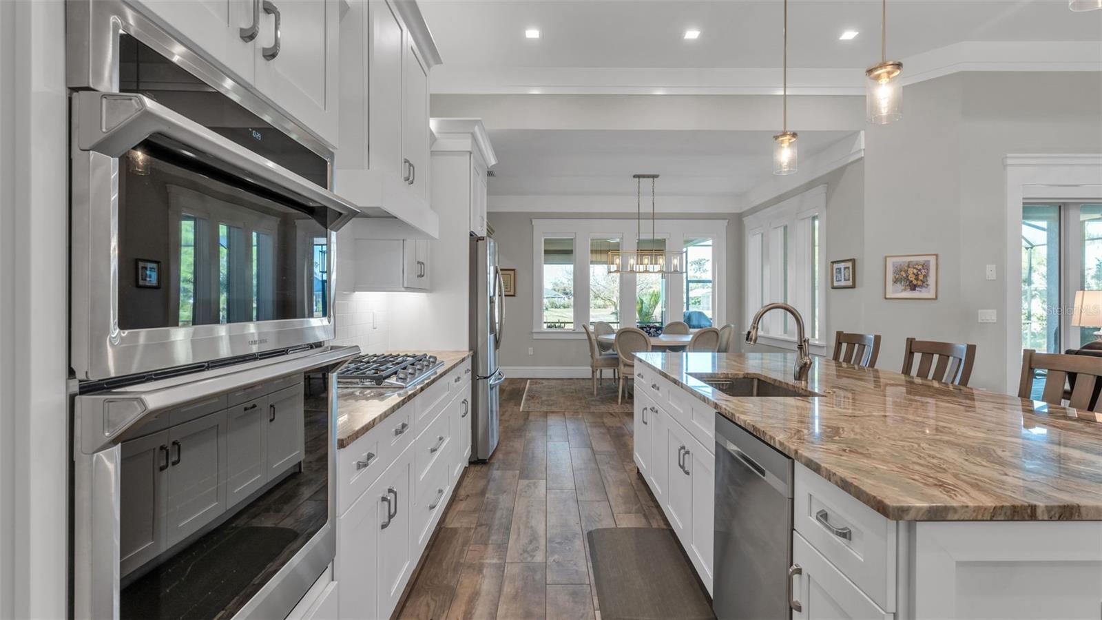 Image 18 of 74 For 6527 Emerald Woods Lane