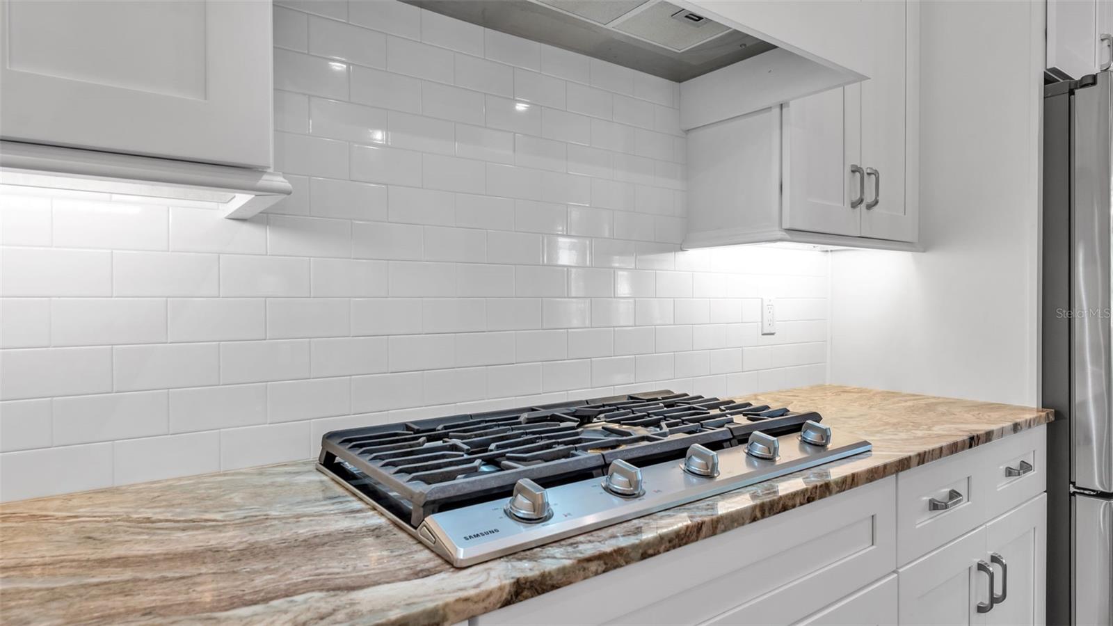 Image 19 of 74 For 6527 Emerald Woods Lane