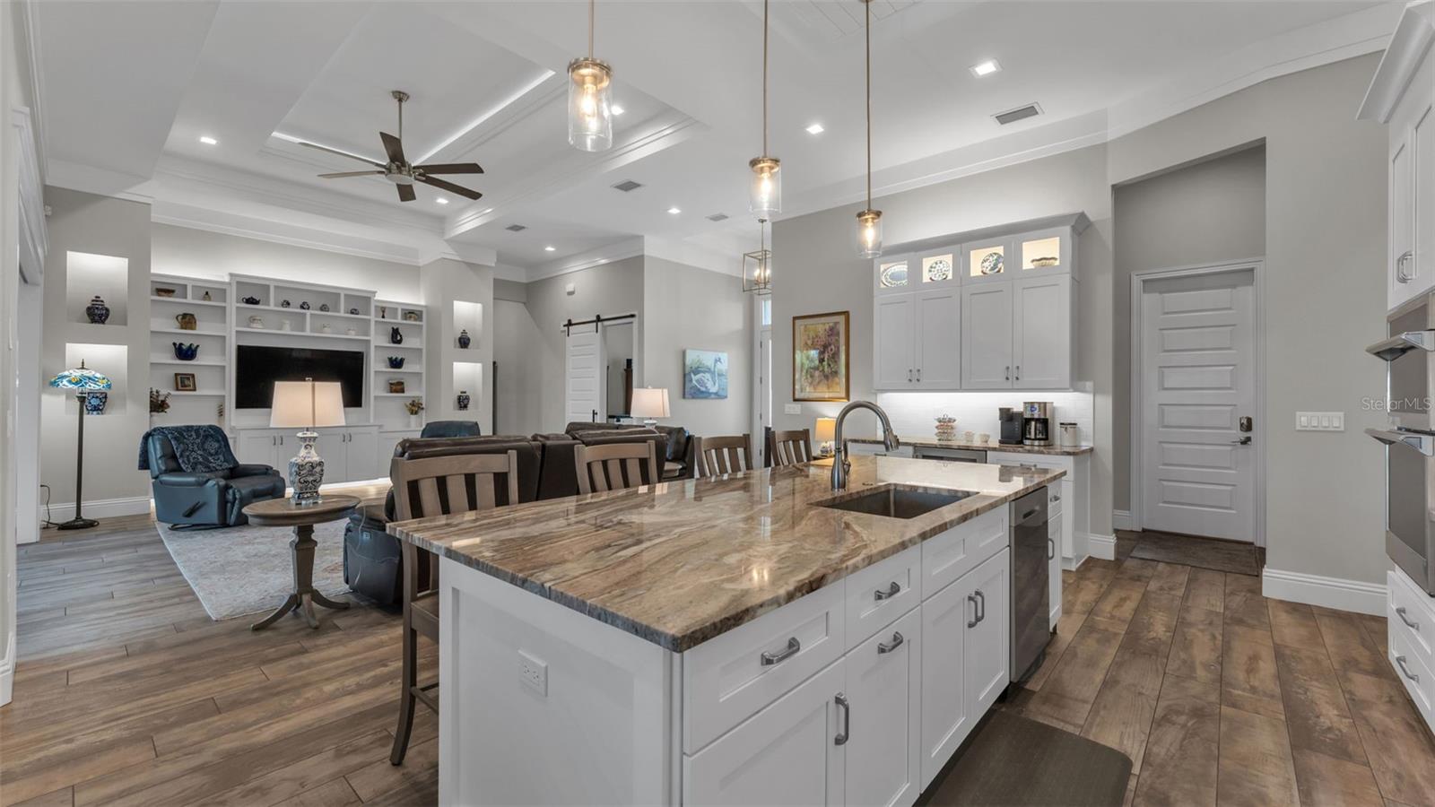 Image 23 of 74 For 6527 Emerald Woods Lane