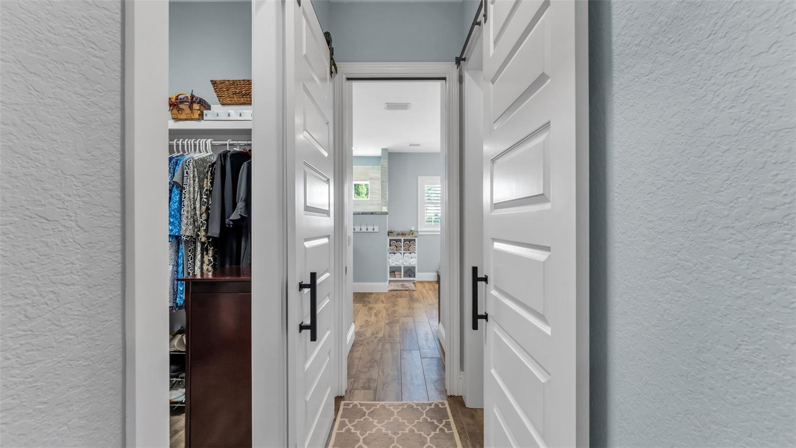 Image 27 of 74 For 6527 Emerald Woods Lane